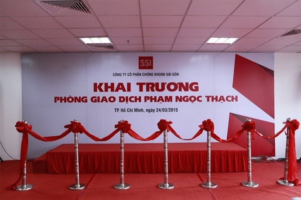 Mẫu backdrop sự kiện khai trương