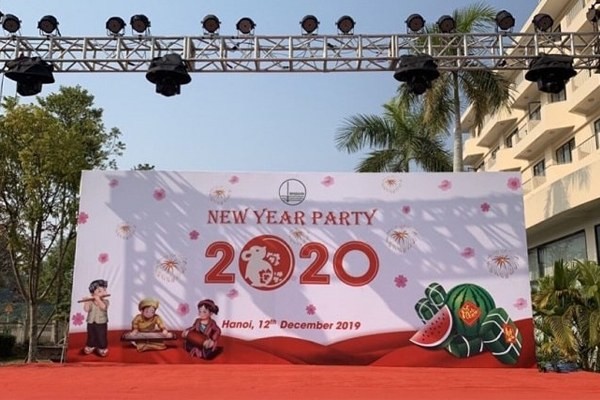 Mẫu in backdrop sự kiện ngoài trời