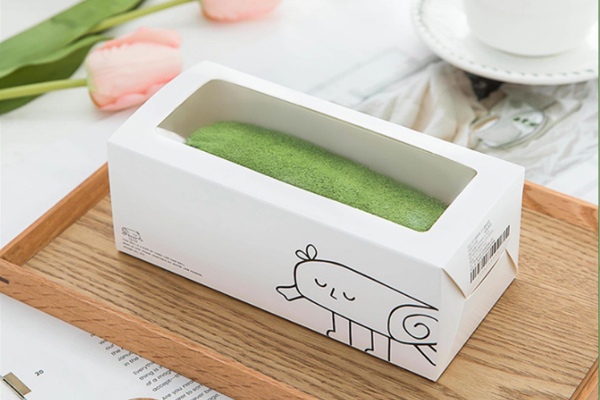 Mẫu hộp giấy đựng bánh bông lan đẹp mắt