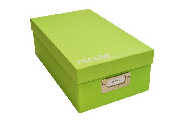 Mẫu hộp giấy đựng giày carton màu xanh